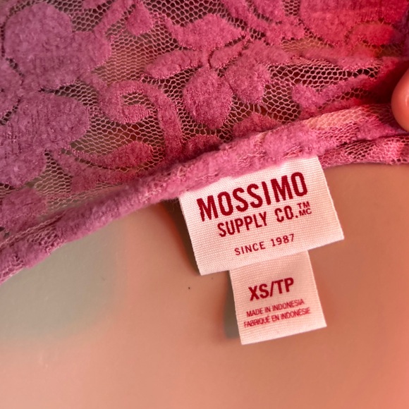 MOSSIMO Mesh Flower Top - Picture 4 of 5